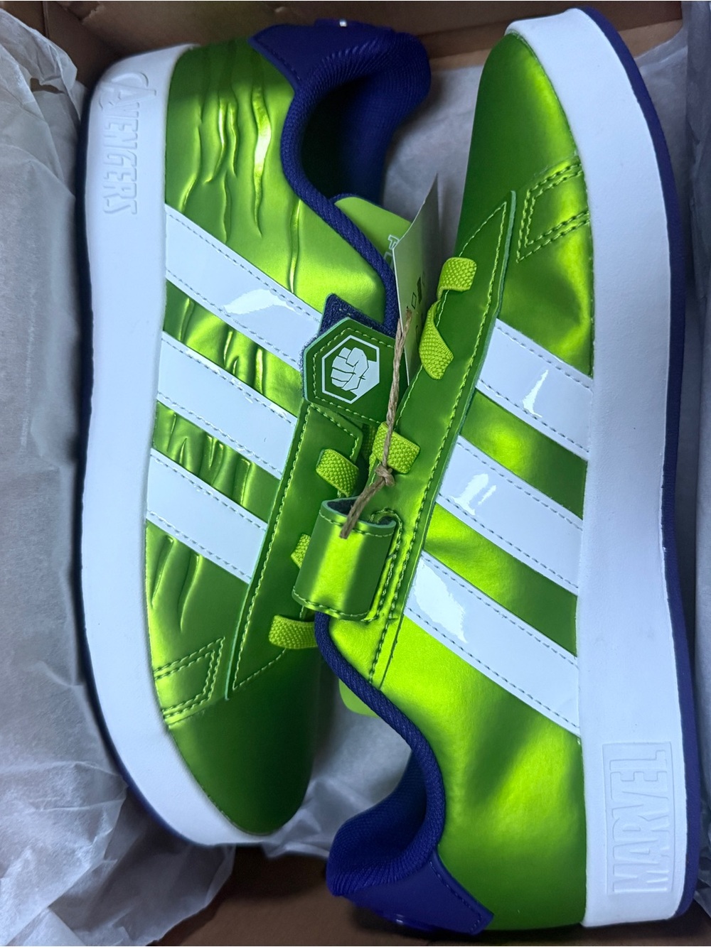 US Youth 5 - Marvel x Adidas Grand Court GS “Avengers - Hulk” HP3607 New